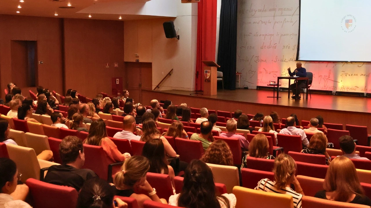 CSI recebe o psicanalista Cesar Ibraim para palestra com famílias e colaboradores